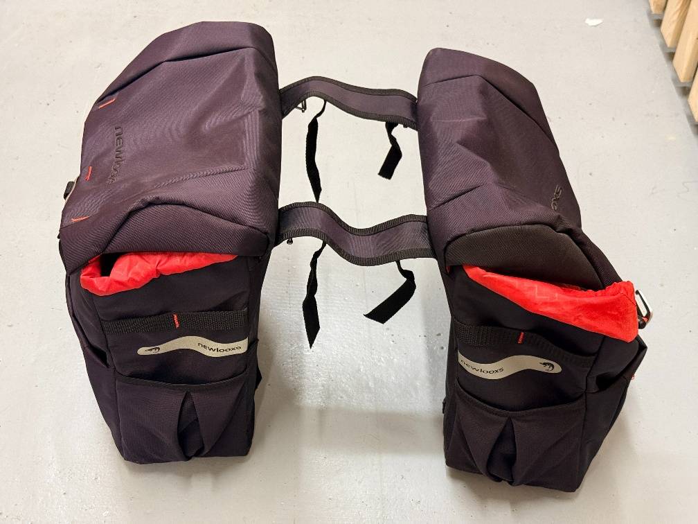 New Looxs Doppel-Fahrradtasche 48L,  30,- (3451 Pixendorf) - willhaben