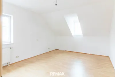 2-Zimmer-Wohnung mieten in Kirchdorf an der Krems – 74 m², € 590 – Bild 4 von 12