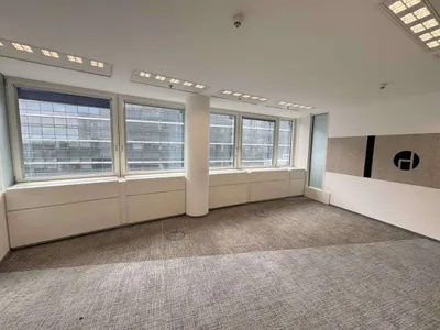 Gewerbeimmobilie mieten in Wien – 363 m², € 12 – Bild 4 von 18