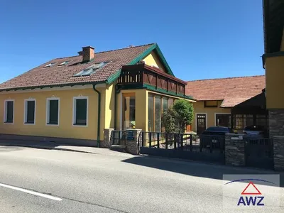 8-Zimmer-Haus kaufen in Neunkirchen – 230 m² – Bild 7 von 8