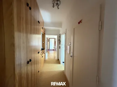 4-Zimmer-Wohnung kaufen in Sankt Pölten – 96,41 m², € 163.000 – Bild 8 von 16