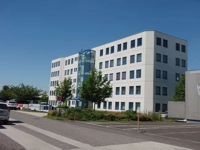 11-Zimmer-Gewerbeimmobilie mieten in Linz Land – 543 m², € 5