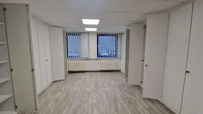 11-Zimmer-Gewerbeimmobilie mieten in Linz Land – 543 m², € 5 – Bild 7 von 18