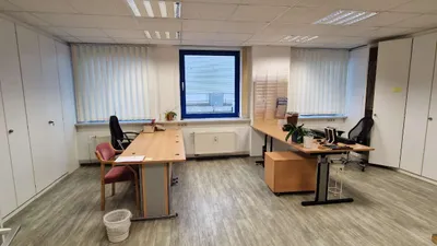 11-Zimmer-Gewerbeimmobilie mieten in Linz Land – 543 m², € 5 – Bild 15 von 18