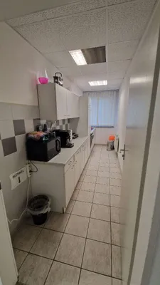 11-Zimmer-Gewerbeimmobilie mieten in Linz Land – 543 m², € 5 – Bild 18 von 18