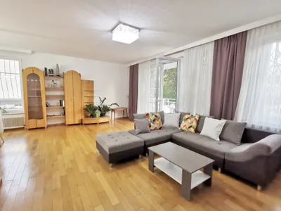 Südseitige 4 Zimmer Wohnung, mit Terasse, Eigengarten und Garage in Top-Grünruhelage provisionsfrei zu vermieten!