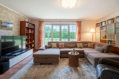 5-Zimmer-Haus kaufen in Klagenfurt Land – 201 m², € 1.195.000 – Bild 7 von 13