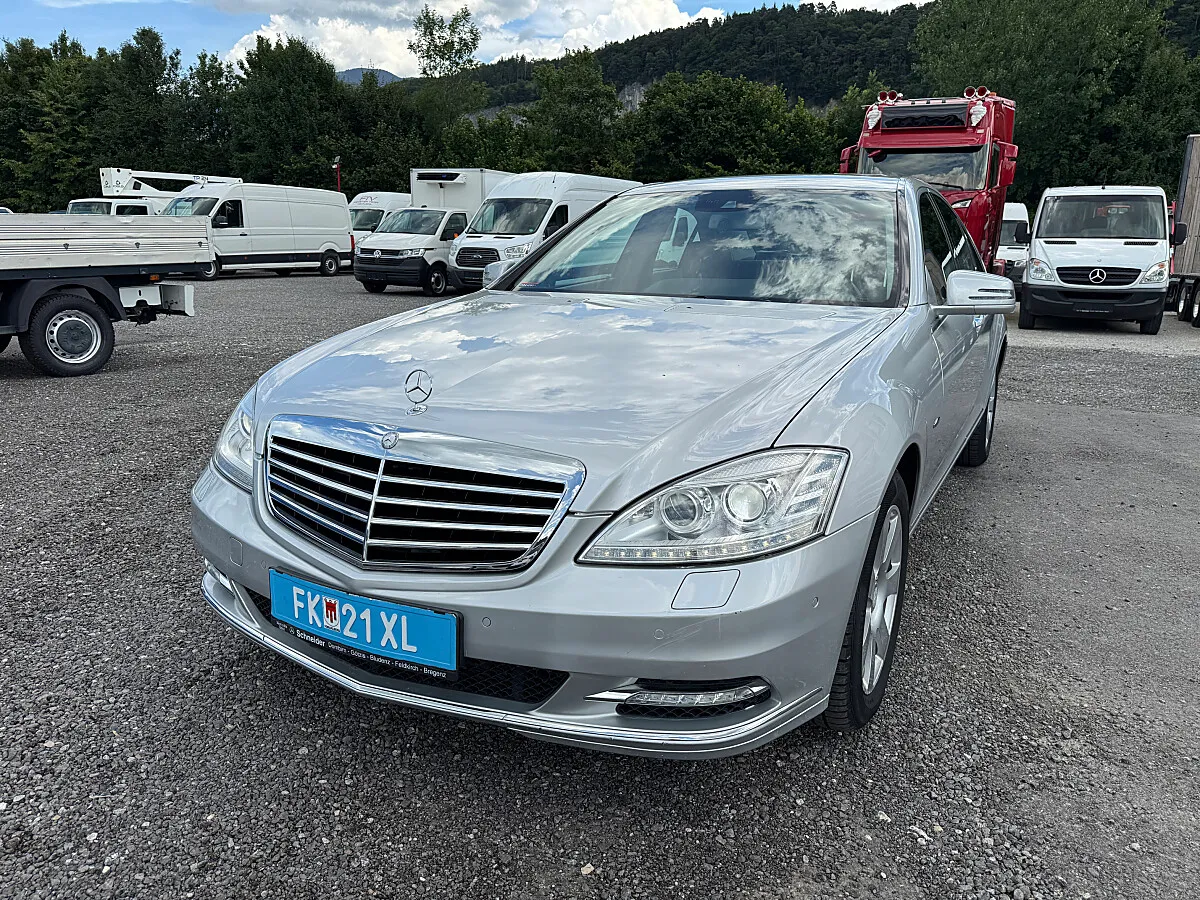 Mercedes-Benz S-Class 2012 photo 2