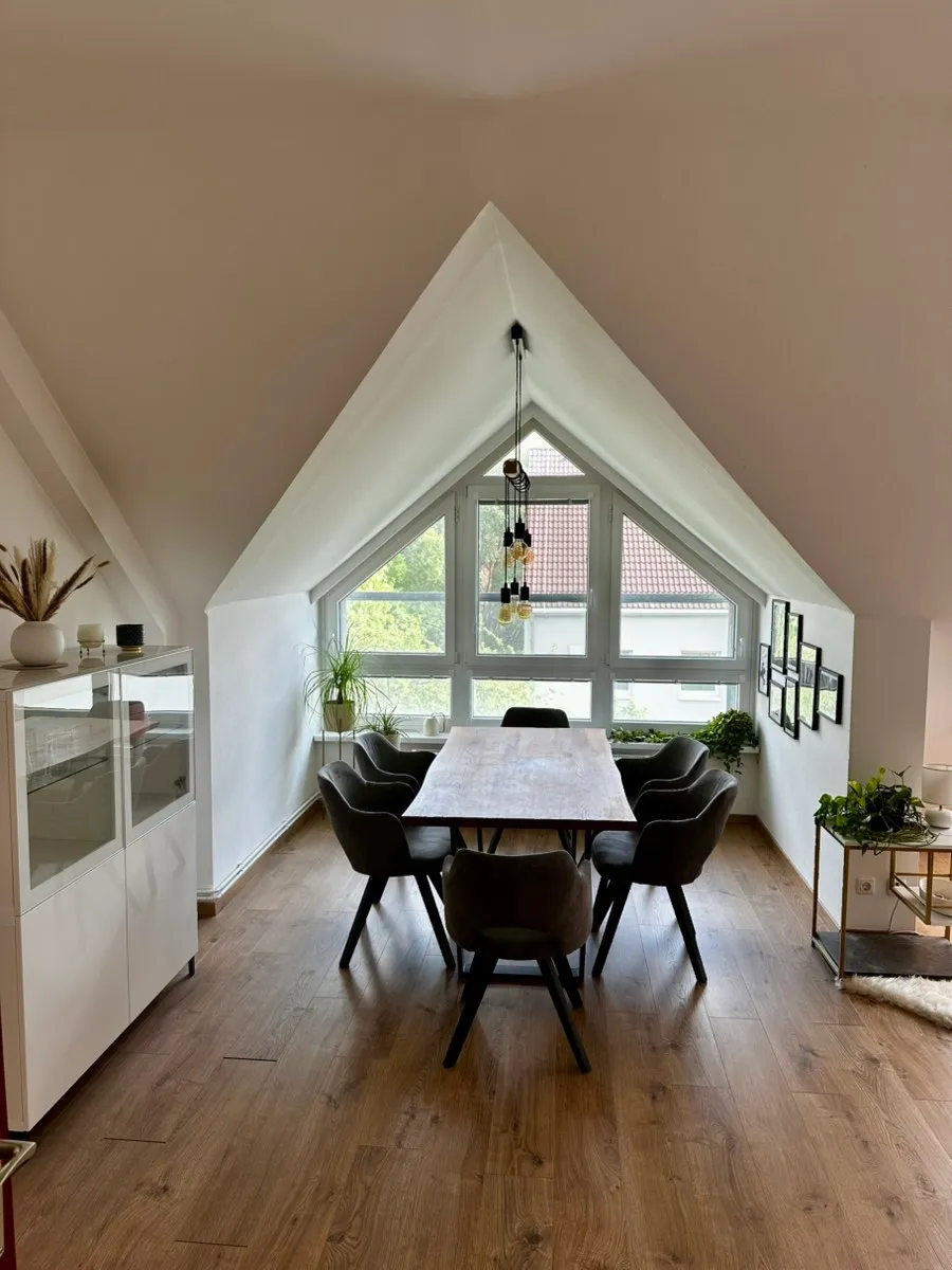 Helle 2-Zimmer Wohnung möbliert mit Garage - Ansicht 2