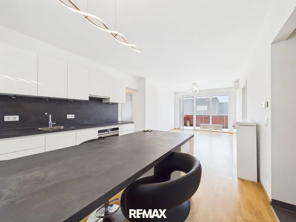 Moderne Wohnung mit Lift in unmittelbarer Seenähe! - Ansicht 2