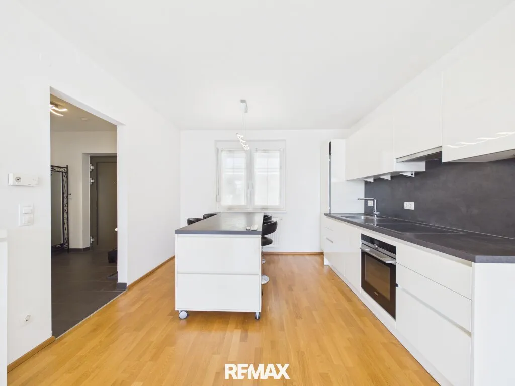 Moderne Wohnung mit Lift in unmittelbarer Seenähe! - Ansicht 3
