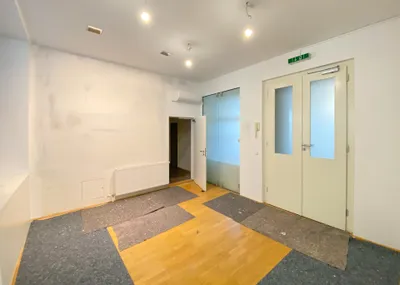 6-Zimmer-Gewerbeimmobilie mieten in Salzburg Stadt – 225 m², € 3.795 – Bild 12 von 14