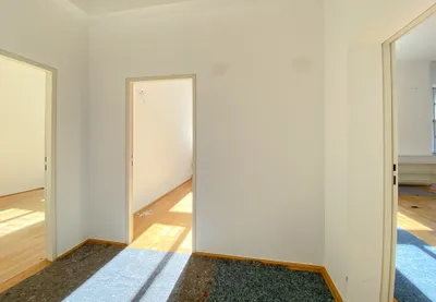 6-Zimmer-Gewerbeimmobilie mieten in Salzburg Stadt – 225 m², € 3.795 – Bild 8 von 14