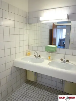 1-Zimmer-Gewerbeimmobilie mieten in Wien – 22 m², € 283 – Bild 4 von 6