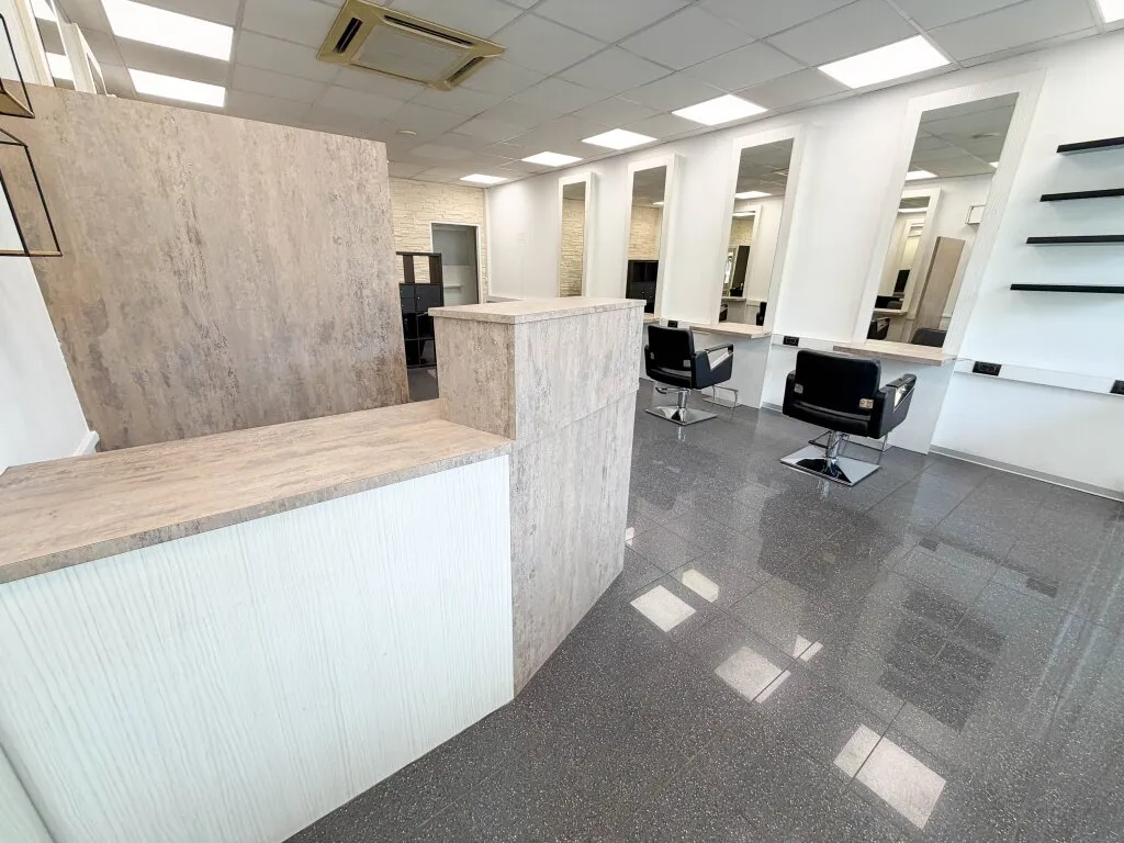 VOLL AUSGESTATTETER FRISEURSALON IN ZENTRALER LAGE IN SPITTAL AN DER DRAU! - Ansicht 3