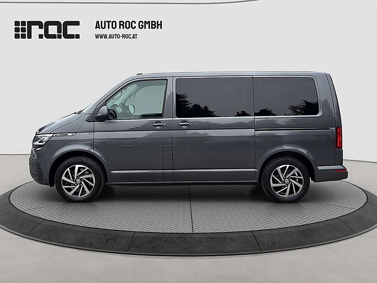 Volkswagen Transporter T6 2022 photo 2