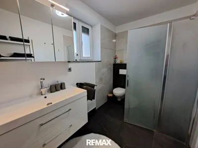 9-Zimmer-Gewerbeimmobilie kaufen in Braunau am Inn – 329 m², € 795.000 – Bild 20 von 33