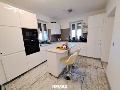 9-Zimmer-Gewerbeimmobilie kaufen in Braunau am Inn – 329 m², € 795.000 – Bild 5 von 33