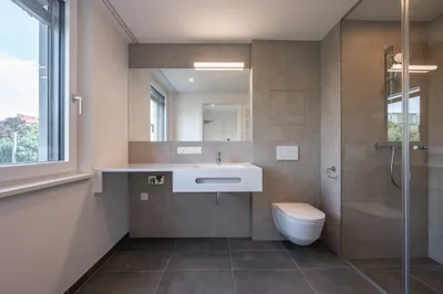 ASG IV-Qualitatives Wohnen in urbaner Lage: hochwertiger 1-Zimmer ZWEITBEZUG mit Balkon! Tischler-Einbaumöbel! +Provisionsfrei+ – Bild 2
