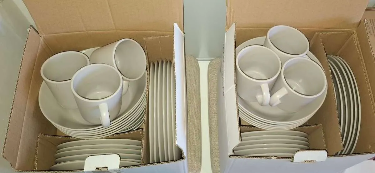IKEA Geschirr beige matt, € 0,- (8250 Vorau)