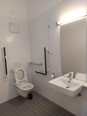 4-Zimmer-Gewerbeimmobilie mieten in Wien – 260 m², € 4.155 – Bild 15 von 18