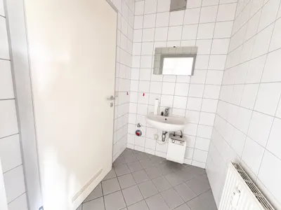 Gewerbeimmobilie mieten in Graz – 37 m², € 448 – Bild 8 von 8