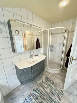 15-Zimmer-Gewerbeimmobilie kaufen in Neunkirchen – 1 158 m², € 548.000 – Bild 33 von 73