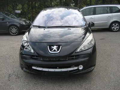 Peugeot 207 1,4 16V VTi ERSATZTEILTRÄGER