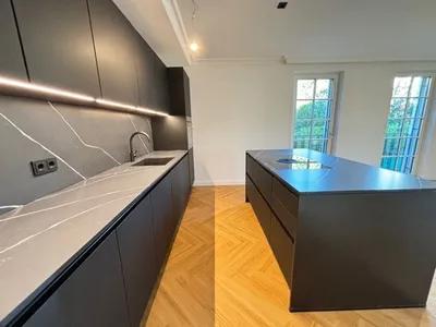 STIL I ELEGANZ I GRÜNLAGE - Exklusives Wohnen mit Garage in STILVILLA in 1180 Wien