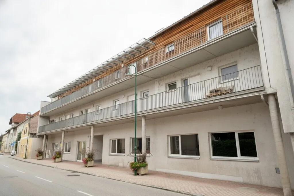 Ihr persönlicher Wohlfühlort in Hofstetten - 2 Zimmerwohnung mit Terrasse und Gartenanteil - Ansicht 2