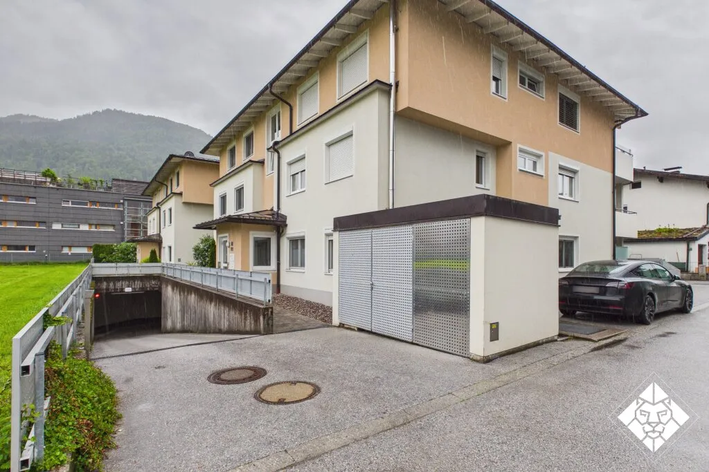 Zentral gelegener Tiefgaragenplatz in Wörgl zu mieten! - Ansicht 3