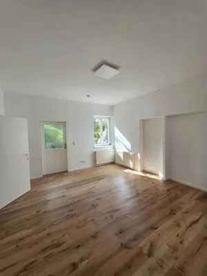 4-Zimmer-Gewerbeimmobilie mieten in Wien – 130 m², € 1.995 – Bild 2 von 10