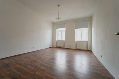Schöne WG geeignete 2 ,5 Zimmerwohnung mit jeweils separaten Eingang – Bild 2