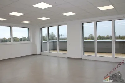3-Zimmer-Gewerbeimmobilie mieten in Wien – 198 m², € 1.900
