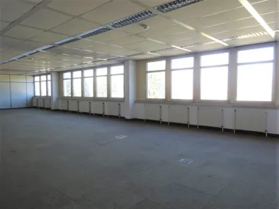 2-Zimmer-Gewerbeimmobilie mieten in Graz – 243 m², € 1.823 – Bild 3 von 30
