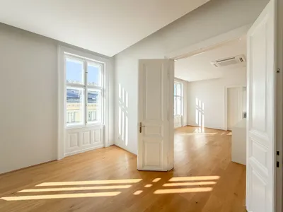 Luxuriöser Altbau in prachtvollem Althaus Nähe Servitenviertel & Lycée – Bild 3