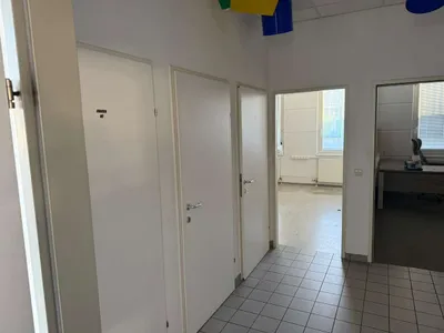 3-Zimmer-Gewerbeimmobilie mieten in Leibnitz – 856 m², € 12 – Bild 14 von 17