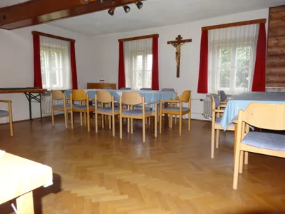 7-Zimmer-Haus kaufen in Klagenfurt Land – 165 m², € 115.000 – Bild 3 von 11