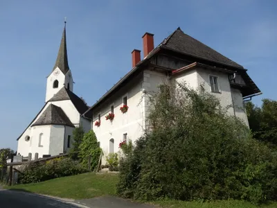 7-Zimmer-Haus kaufen in Klagenfurt Land – 165 m², € 115.000