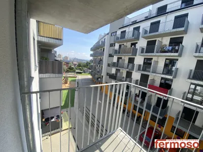 Familienfreundliche 3-Zimmer-Wohnung mit Balkon nahe Oberlaa – Bild 2