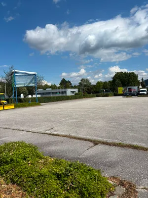 Immobilie kaufen in Baden – 1 500 m², € 290.000 – Bild 3 von 4