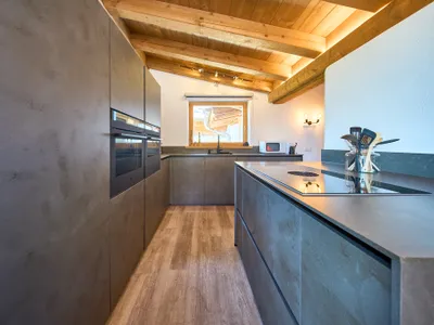 6-Zimmer-Haus kaufen in Innsbruck-Land – 209 m², € 2.300.000 – Bild 5 von 11