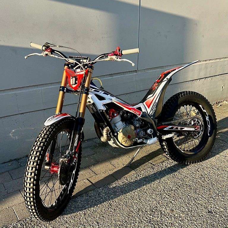 TRS One 300 RR Raga Racing GOLD 300cc 2023 Trial