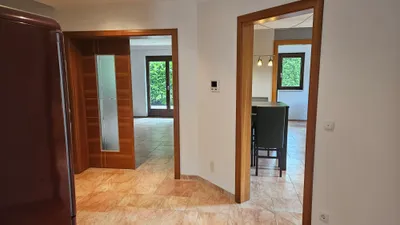 5-Zimmer-Haus mieten in Salzburg-Umgebung – 160 m², € 2.600 – Bild 2 von 8