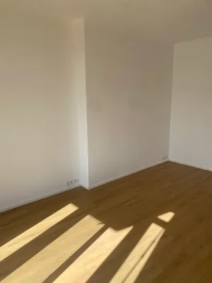 3-Zimmer-Wohnung kaufen in Graz – 96 m², € 219.000 – Bild 2 von 14