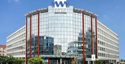 Gewerbeimmobilie mieten in Wien – 6 200 m², € 13