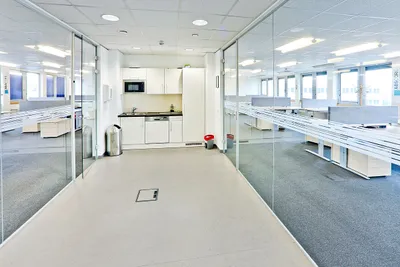Gewerbeimmobilie mieten in Wien – 6 200 m², € 13 – Bild 4 von 16