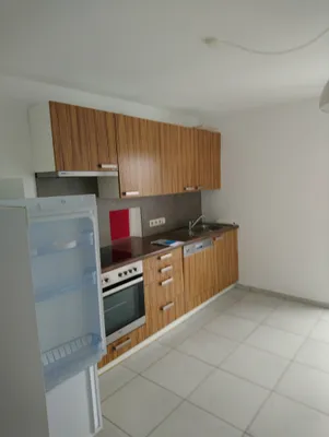 3-Zimmer-Wohnung mieten in Vöcklabruck – 75 m², € 990 – Bild 2 von 11