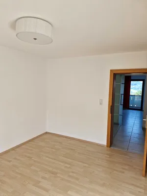 3-Zimmer-Wohnung mieten in Vöcklabruck – 75 m², € 990 – Bild 10 von 11