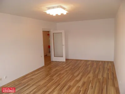 ruhige 3er WG Wohnung Nähe U-Bahn – Bild 3